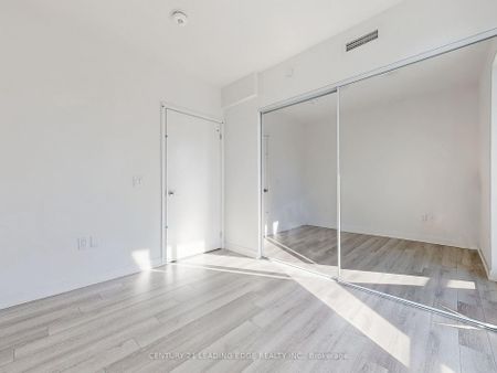 For Lease - 230 Simcoe Street Unit# 2614, Toronto, Ontario - Photo 3