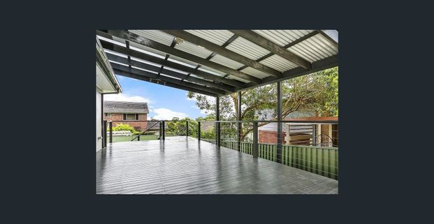 Charming Family Home with Timeless Hardwood Floors in Prime Kellyville Location - Photo 1