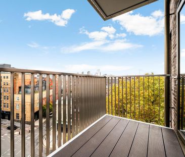 2 bedroom flat to rent - Photo 2