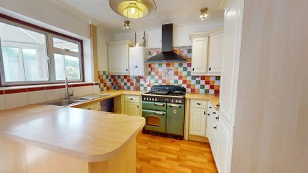 The Boulevard, Edenthorpe, Doncaster DN3 2QJ - Photo 3