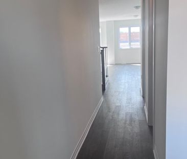 For Lease - 331 Port Crescent, Welland, Ontario - Photo 4