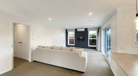 TAKARO - THREE BEDROOMS - Photo 5