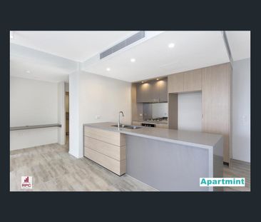 Huge Balcony, Separate Bedrooms & a Rooftop Pool!!! - Photo 1