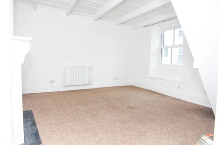 1 bedroom semi-detached house to rent - Photo 3