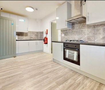 1 bedroom house of multiple occupation to rent - Photo 2