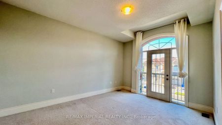 Detached Home For Lease | W9235867 - Photo 3