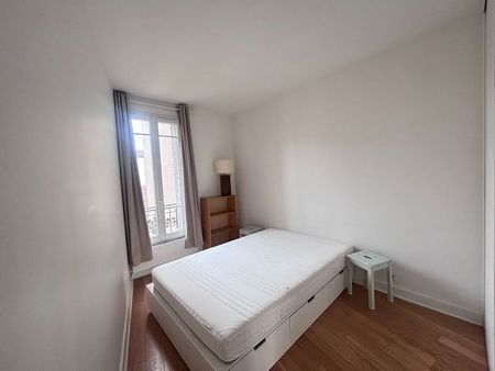 Location Appartement 4 pièces 92m² - Photo 4