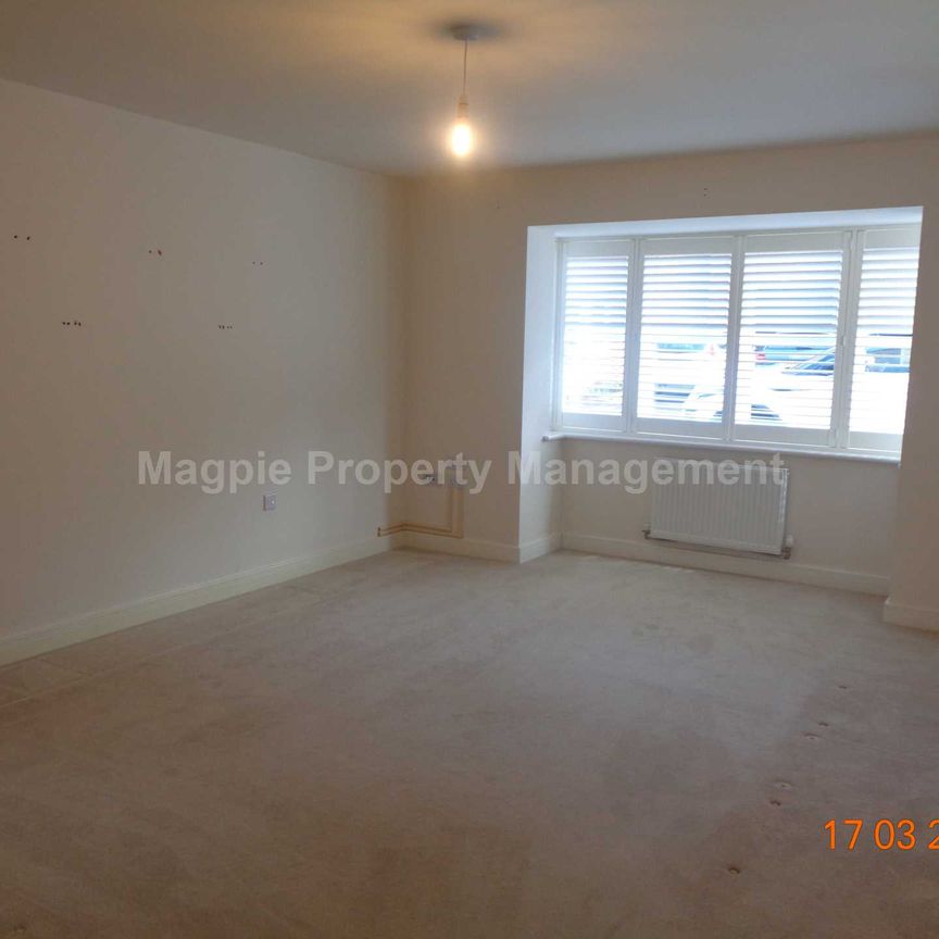 Price £1,750 pcm - Available Now - Unfurnished - Photo 1