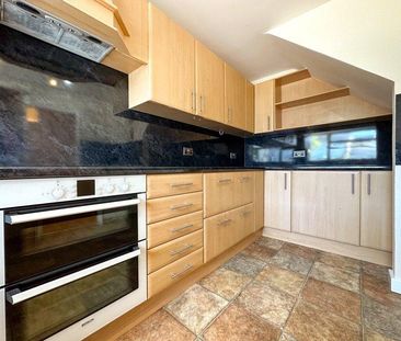 3 bedroom terraced house to rent - Photo 6