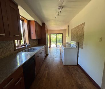 For Lease - 33 Grantbrook Street, Toronto, Ontario - Photo 5