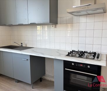 Location Appartement 4 pièces 77m² LAMBESC 13410 - Photo 4