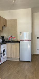 Location Maison 2 pièces 40m² ST PIERRE 97432 - Photo 3