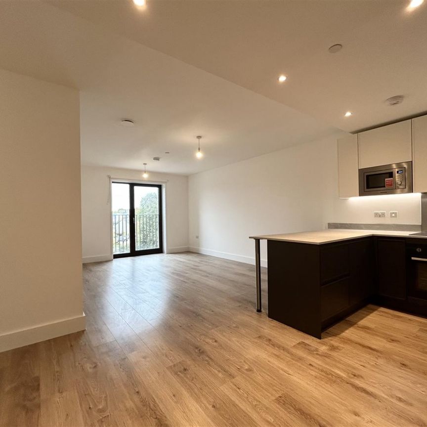 2 Bedroom Apartment To Let - Photo 1