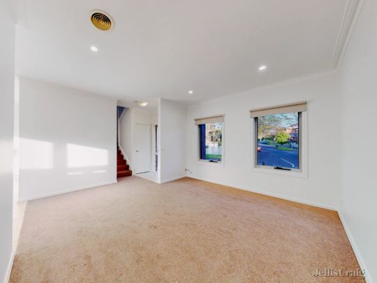 3 Bed, 1 Bath - Photo 1
