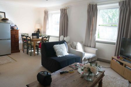 1 bedroom flat to rent - Photo 3