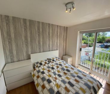 4 bedroom townhouse to rent - Photo 3