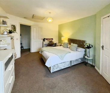 2 bedroom semi-detached house to rent - Photo 2