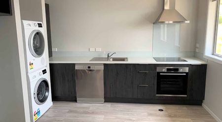 MODERN STUDIO LIVING AT ITS BEST! - Photo 5