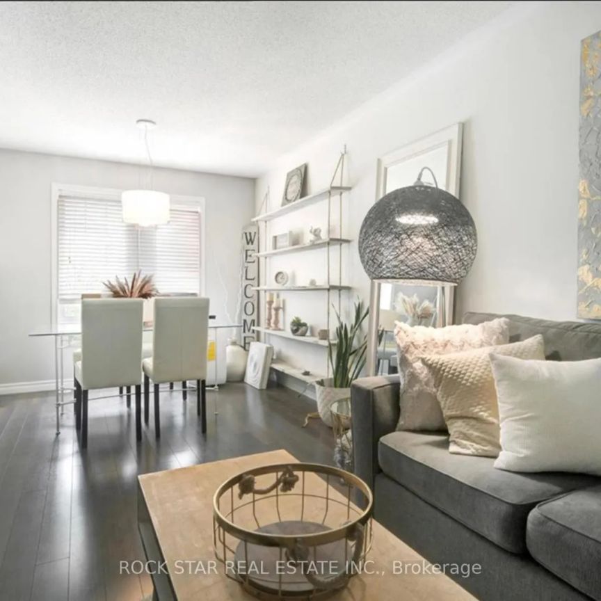 3035 DRUMLOCH AVENUE - Photo 1