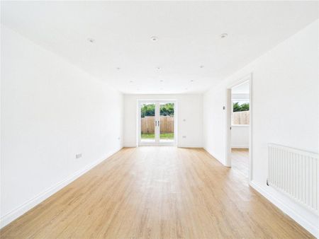 2 bedroom bungalow to rent - Photo 2