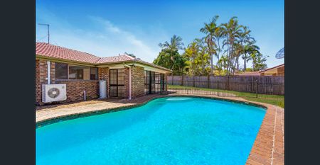 STYLISH LOW MAINTENANCE FAMILY HOME WITH POOL! - Photo 2