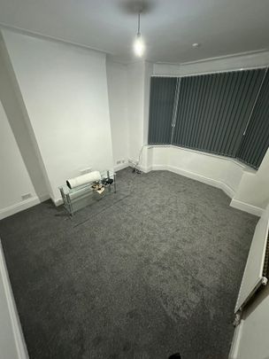 4 Bed Semi-Detached House, Greenhill Road, M8 - Photo 1