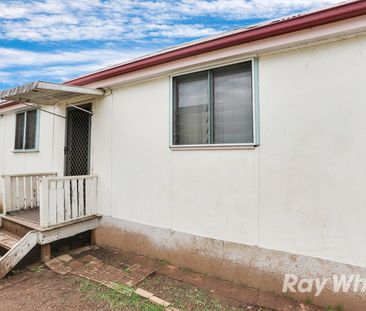 Home For Rent - Photo 5