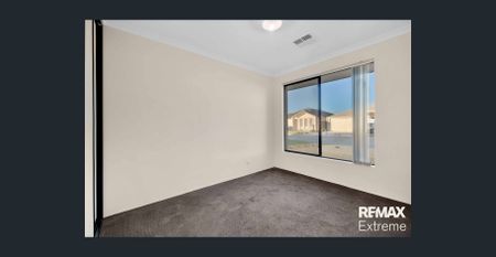 4x2 Family Home in Hilbert - Photo 3