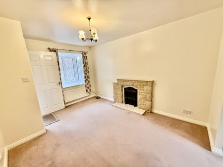 Two-bed home in Littleover with private rear garden, spacious lounge, fitted kitchen, off-road parking, and modern bathroom. Close to amenities in a popular location. Council Tax Band B. EPC rating C Offered by Property Options. Enquire now to view. - Photo 2