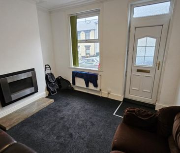 2 bed Terraced - To Let - Photo 1