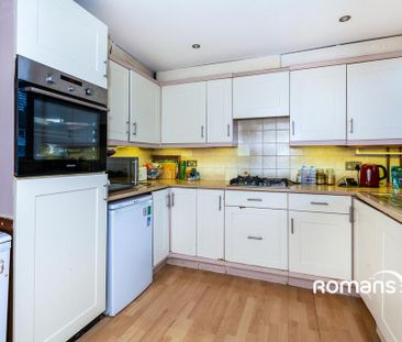 2 bedroom semi-detached house to rent - Photo 5