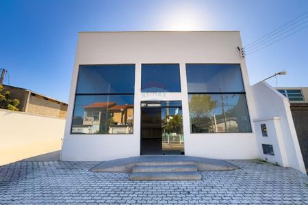 Sala comercial á venda em Criciúma, 220m² área construída por 699 mil e aceita financiamento - Foto 4