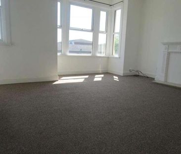 Woodgrange Drive, Southend On Sea, SS1 - Photo 2