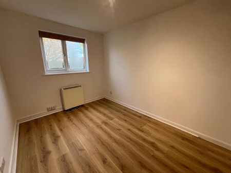 2 bedroom maisonette to rent - Photo 3