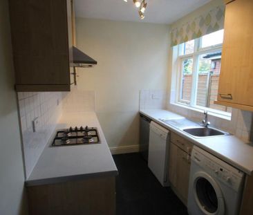2 bedroom terraced house to rent - Photo 3