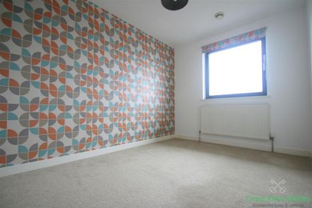 2 bedroom apartment to rent - Photo 5