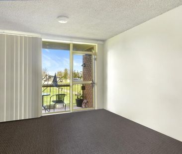 Low Maintenance - Photo 1