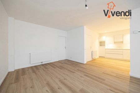 Gelijkvloerse verdieping - Te huur - Foto 3