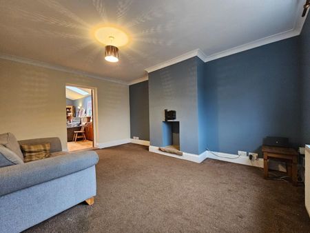 3 bedroom House To Let Total Size: 1185 SQ FT - Photo 5