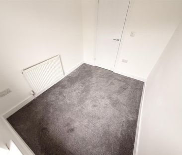 House - Terraced For Rent Brown Street, Ferndale - Photo 1