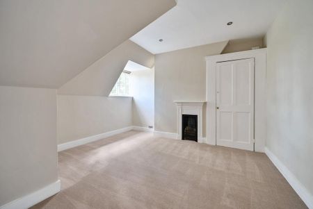 6 bedroom semi-detached house to rent - Photo 4