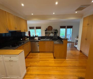 Forest Hill - Photo 2