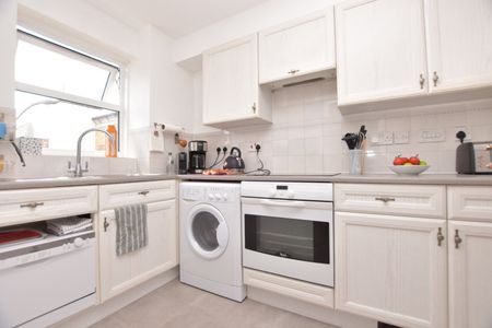 Glaisher Street, London, SE8 - Photo 2