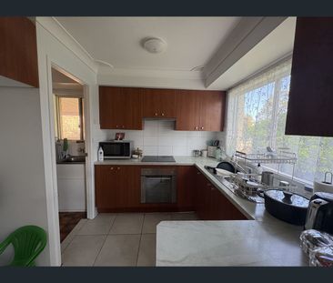 2 Penn Crescent, Quakers Hill, NSW 2763 - Photo 4