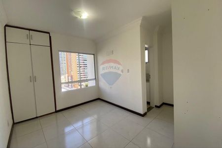 Apartamento 3/4 com suíte e dependência completa no bairro da Pituba - Photo 2