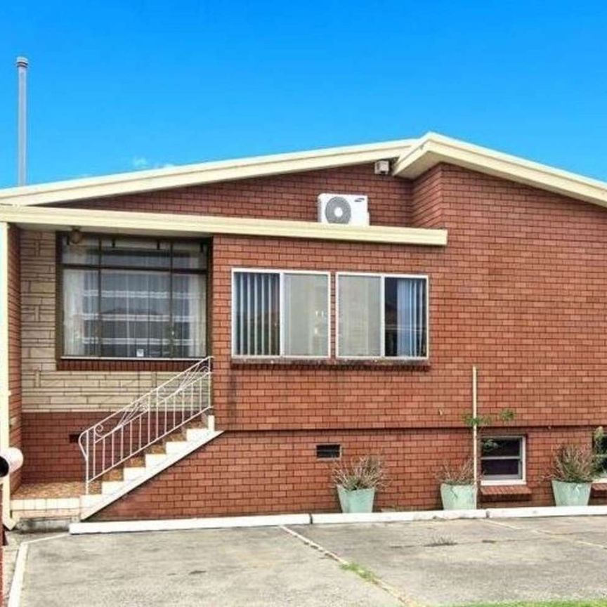 1/260 Flagstaff Rd, 2502, Lake Heights Nsw - Photo 1