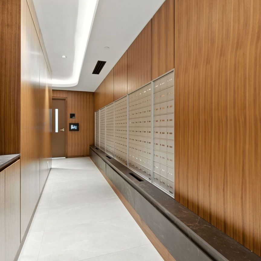 For Lease - 3240 William Coltson Avenue Unit# 427, Oakville, Ontario - Photo 1