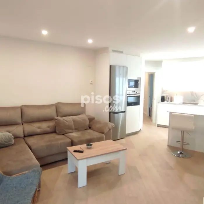 Piso en alquiler en Cercano Al Instituto - Photo 1