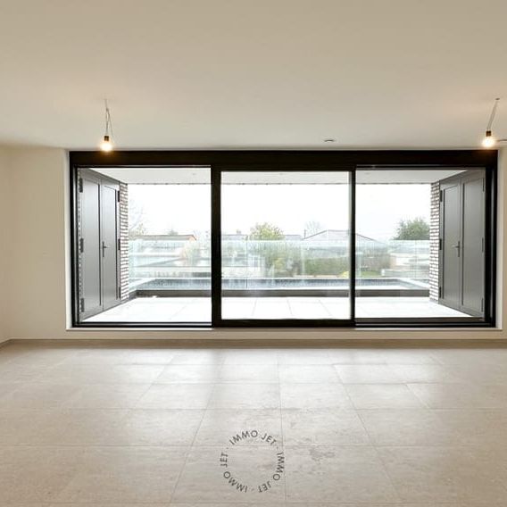 Appartement te huur - Photo 1