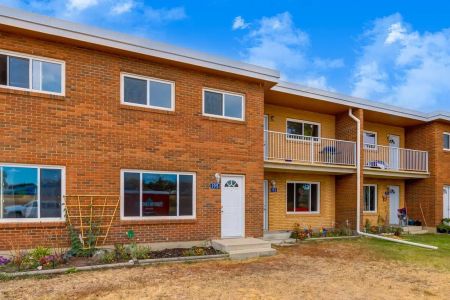 - 2 Bedroom at Parkland Townhomes - Photo 3